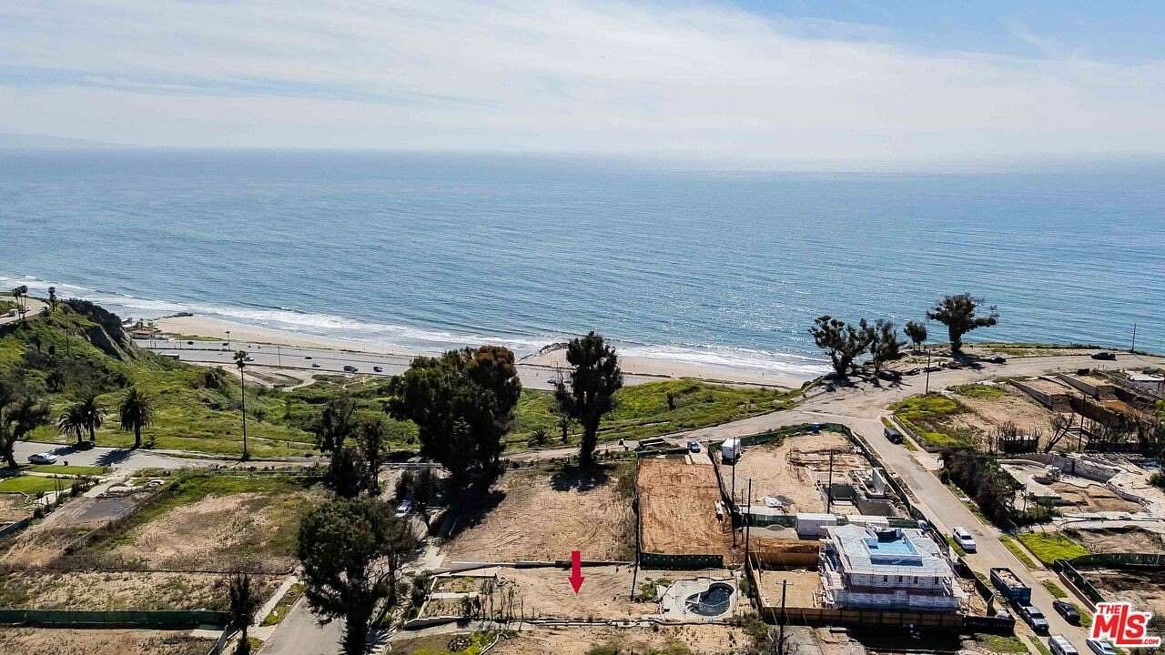 0.17 Acres of Residential Land for Sale in Pacific Palisades, California