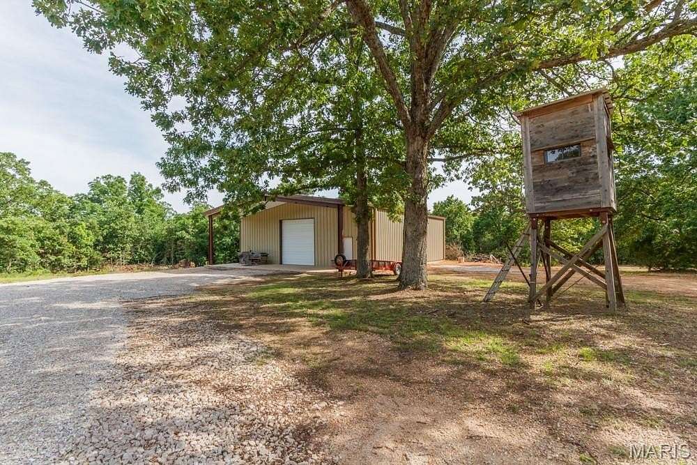 60 Acres of Land for Sale in Lebanon, Missouri