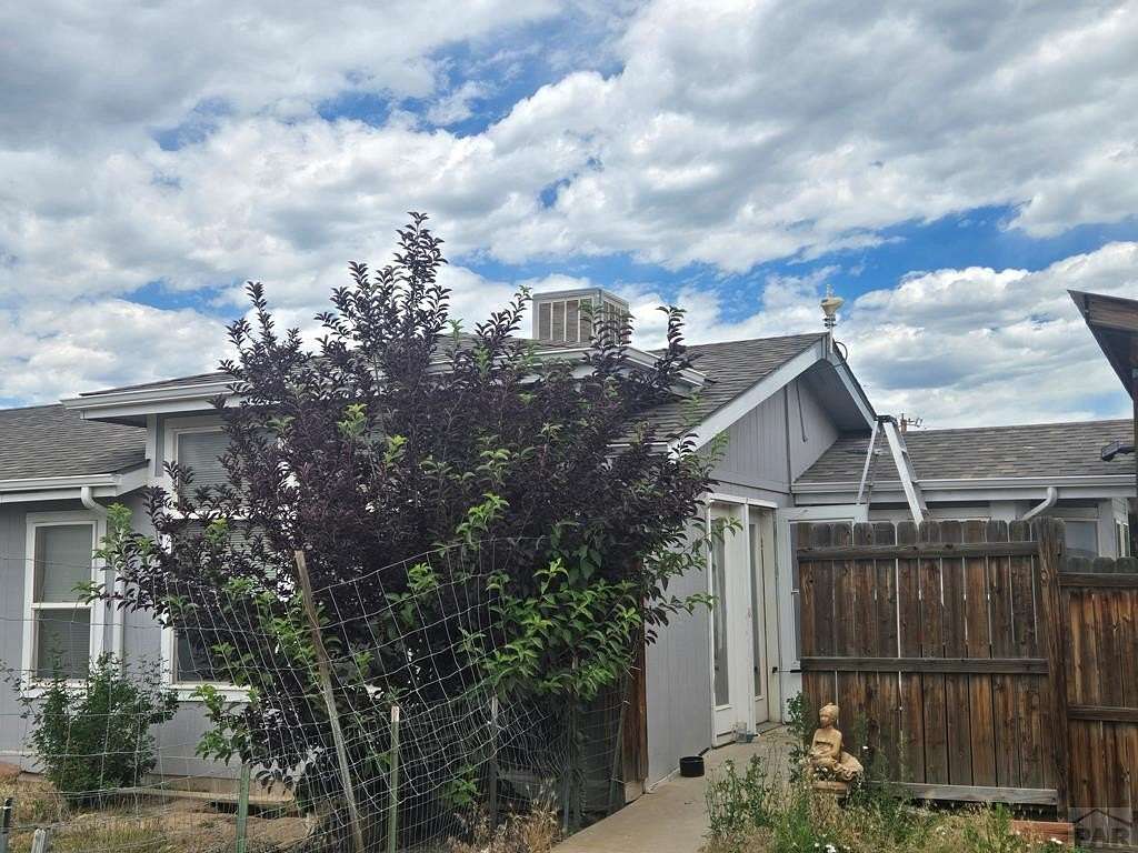 2.14 Acres of Land with Home for Sale in Cañon City, Colorado
