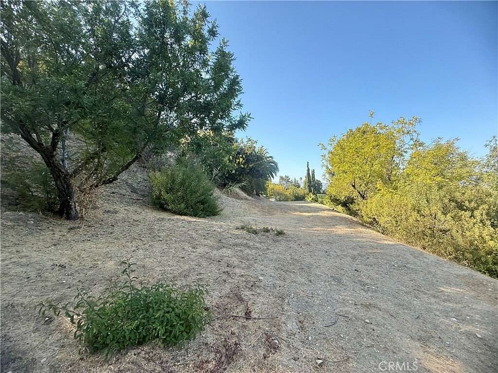 1.1 Acres of Residential Land for Sale in Tarzana, California