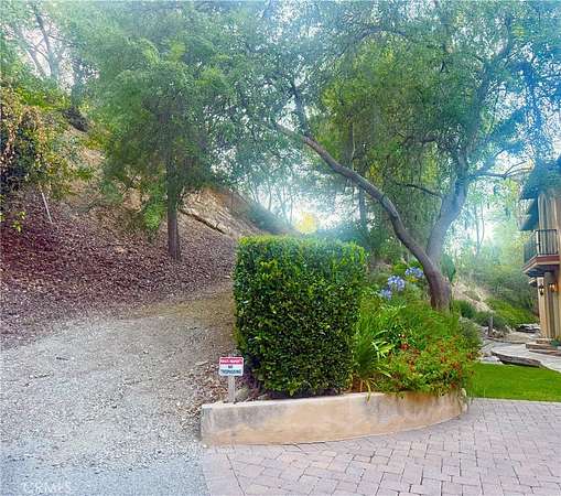 1.1 Acres of Residential Land for Sale in Tarzana, California