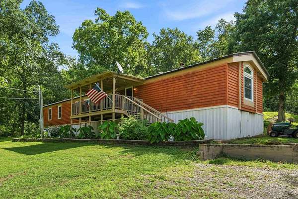 1.9 Acres of Land with Home for Sale in Mountain Pine, Arkansas