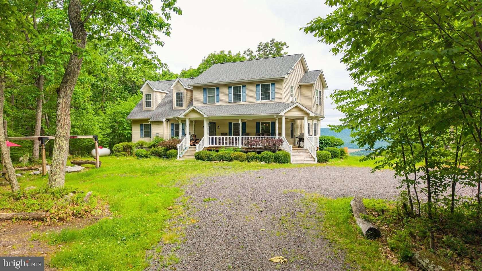 10.3 Acres of Recreational Land with Home for Sale in Sugarloaf Township, Pennsylvania