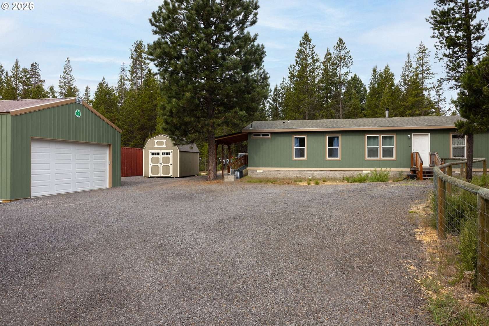 1.5 Acres of Land with Home for Sale in Crescent, Oregon