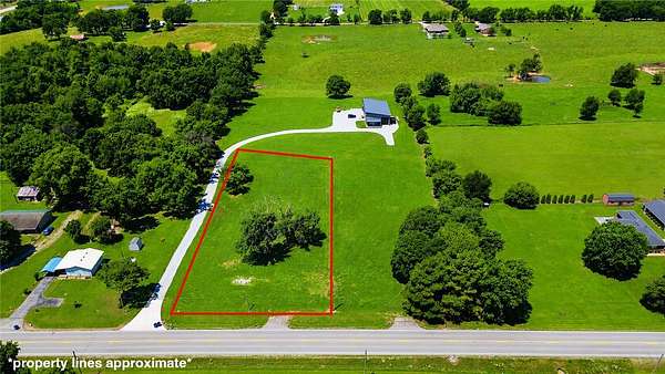 1 Acre of Residential Land for Sale in Gravette, Arkansas