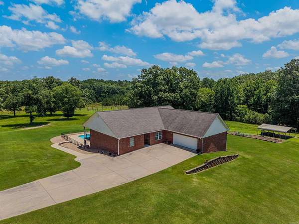 18 Acres of Land with Home for Sale in Benton, Arkansas