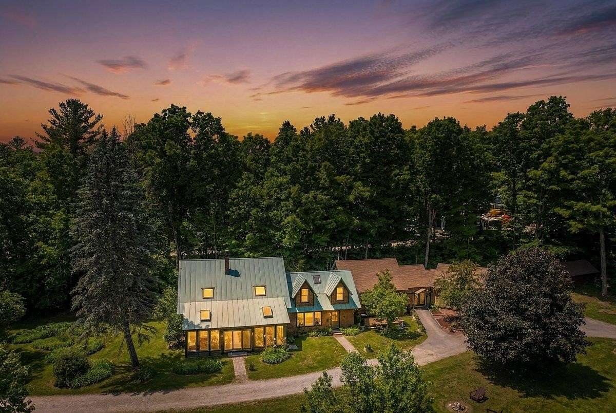 2.18 Acres of Land with Home for Sale in Rumney, New Hampshire