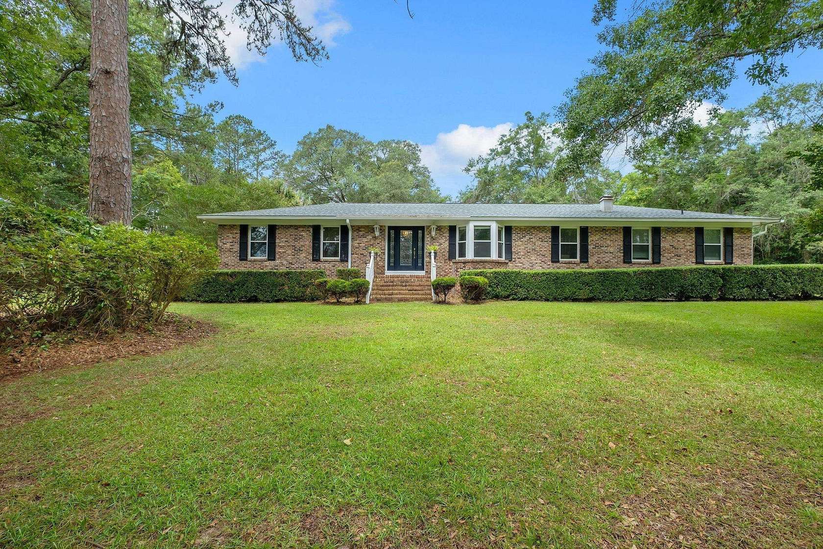 2 Acres of Land with Home for Sale in Tallahassee, Florida