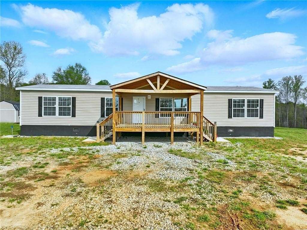 4.45 Acres of Land with Home for Sale in Carnesville, Georgia