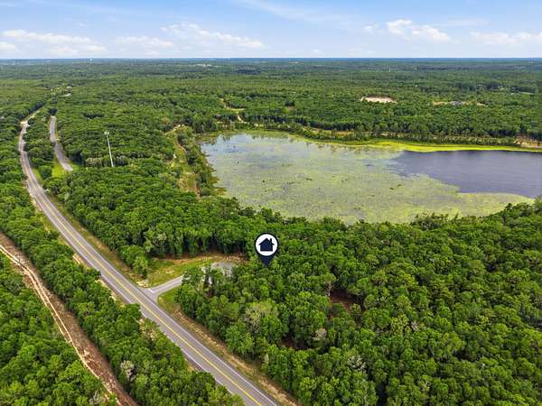 0.75 Acres of Residential Land for Sale in DeFuniak Springs, Florida