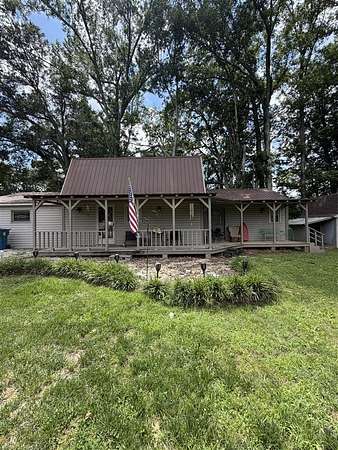 1.8 Acres of Land with Home for Sale in Bowling Green, Kentucky