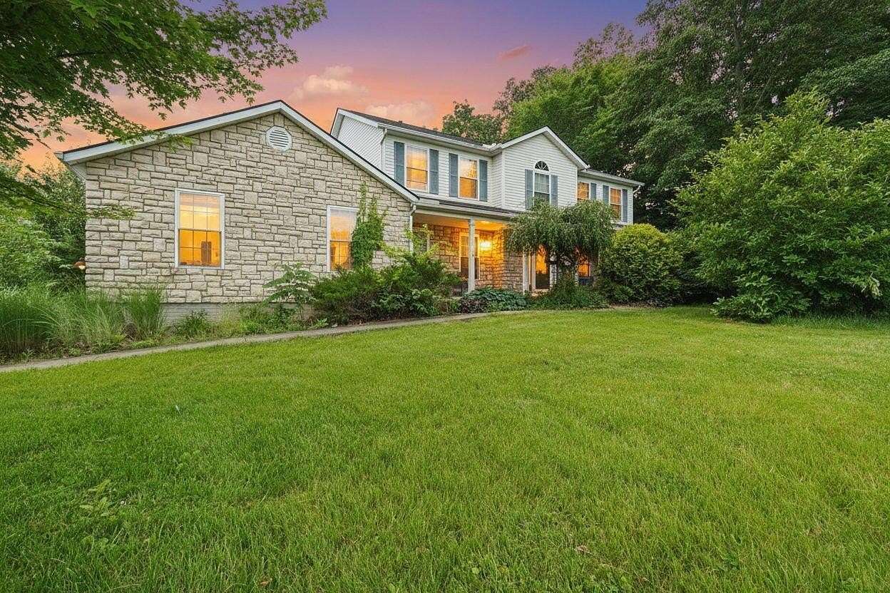2 Acres of Land with Home for Sale in Baltimore, Ohio