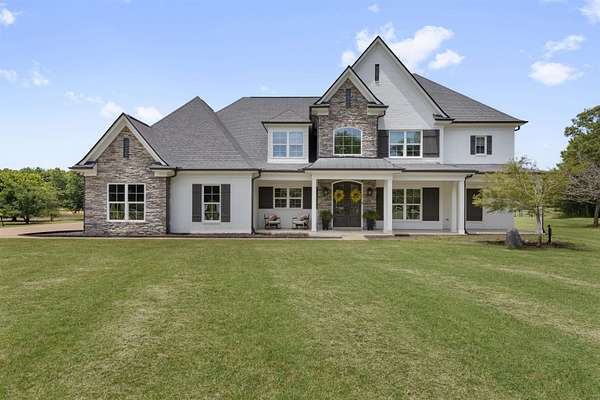 4 Acres of Land with Home for Sale in Rossville, Tennessee