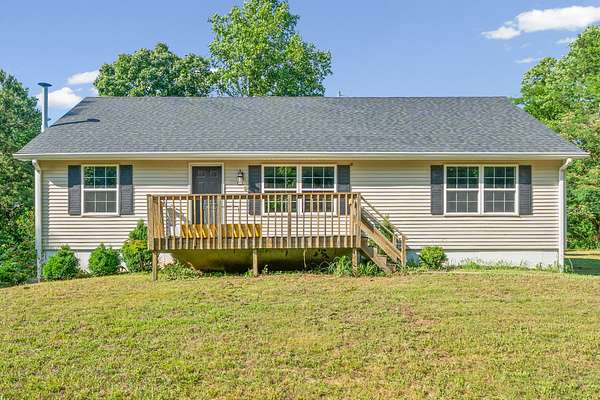 2.46 Acres of Land with Home for Sale in Hopkinsville, Kentucky