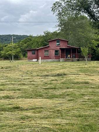 2 Acres of Land with Home for Sale in Hartsville, Tennessee