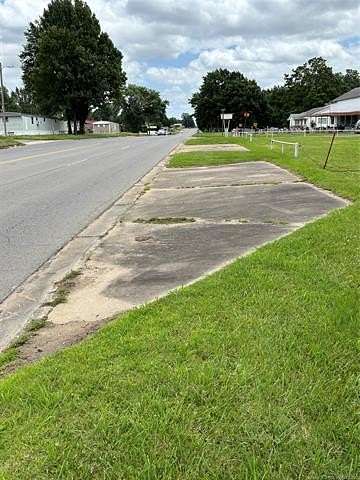 0.45 Acres of Commercial Land for Sale in Muskogee, Oklahoma