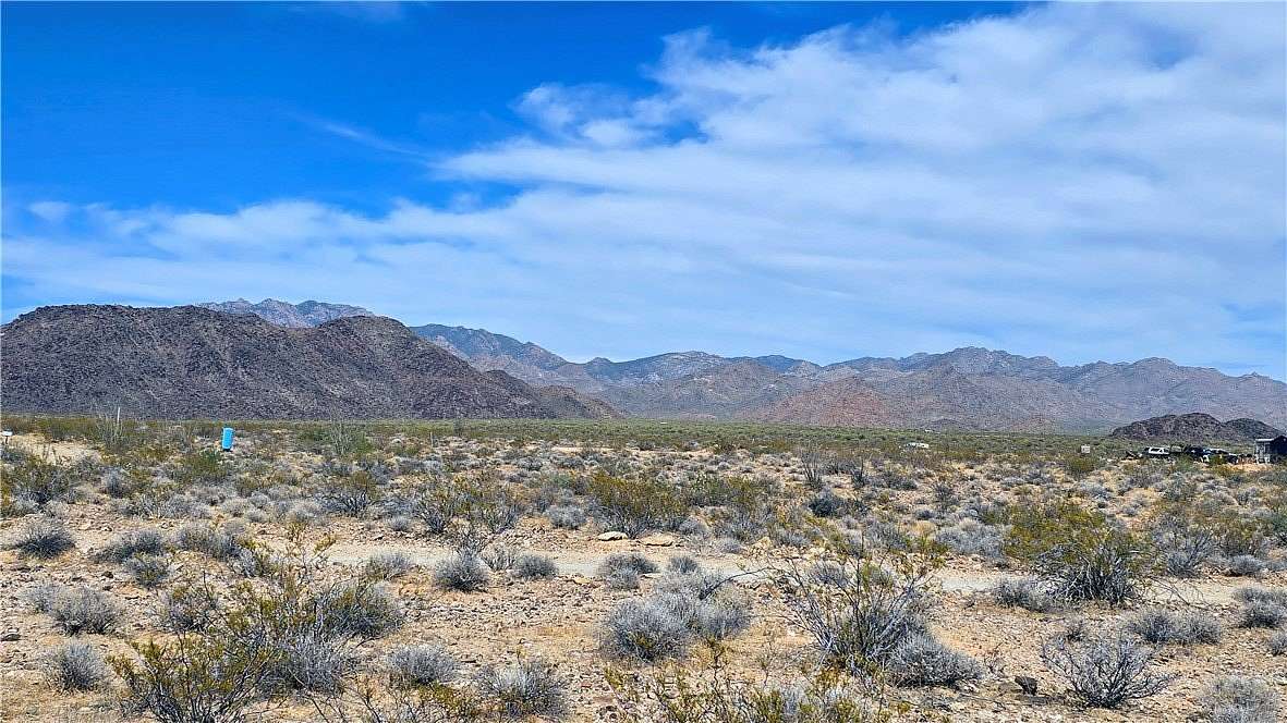 4.7 Acres of Residential Land for Sale in Yucca, Arizona