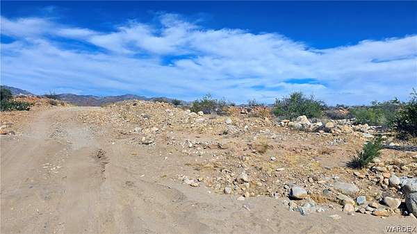 4.39 Acres of Residential Land for Sale in Yucca, Arizona