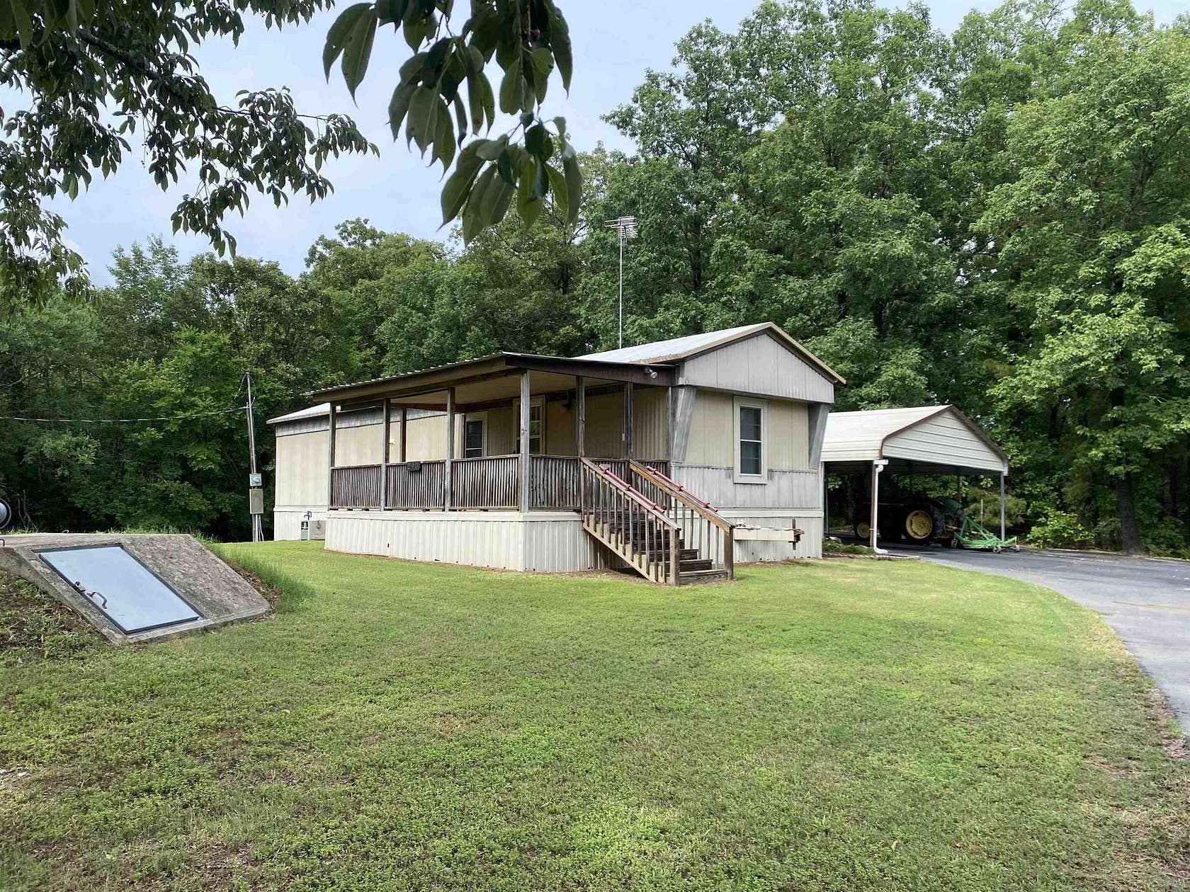 2.5 Acres of Land with Home for Sale in Mount Ida, Arkansas