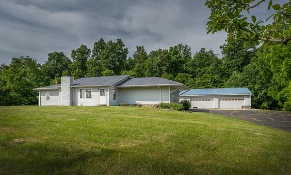 30 Acres of Land with Home for Sale in Utica, Ohio