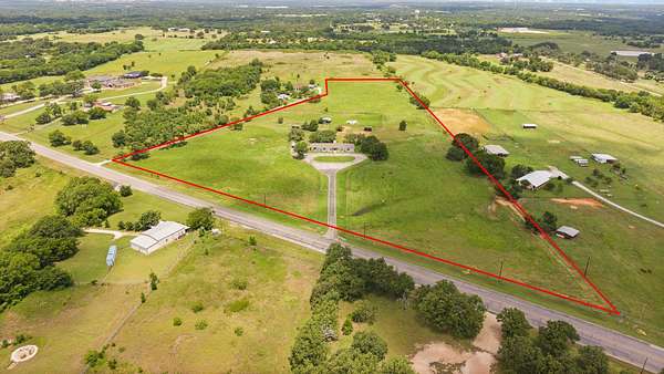 15.5 Acres of Land with Home for Sale in Cleburne, Texas