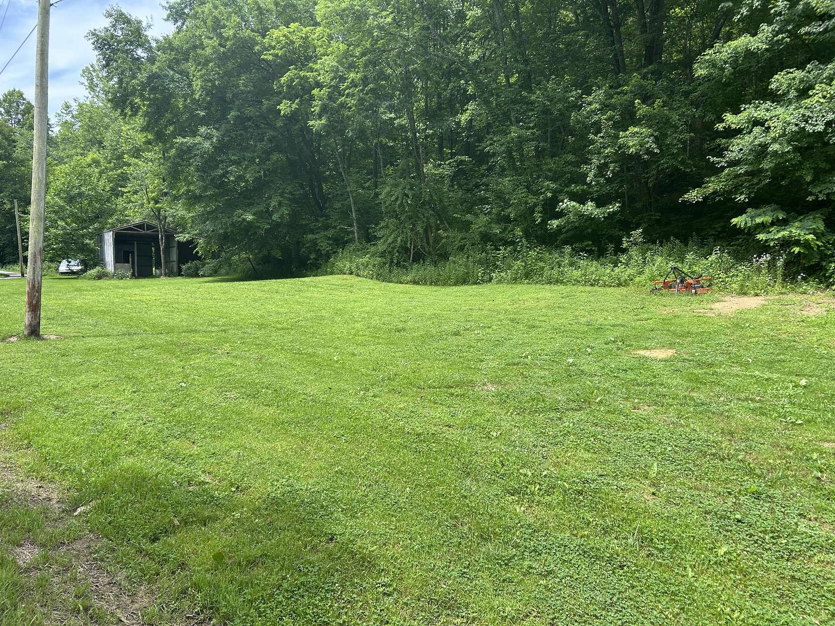 12.8 Acres of Land for Sale in London, Kentucky