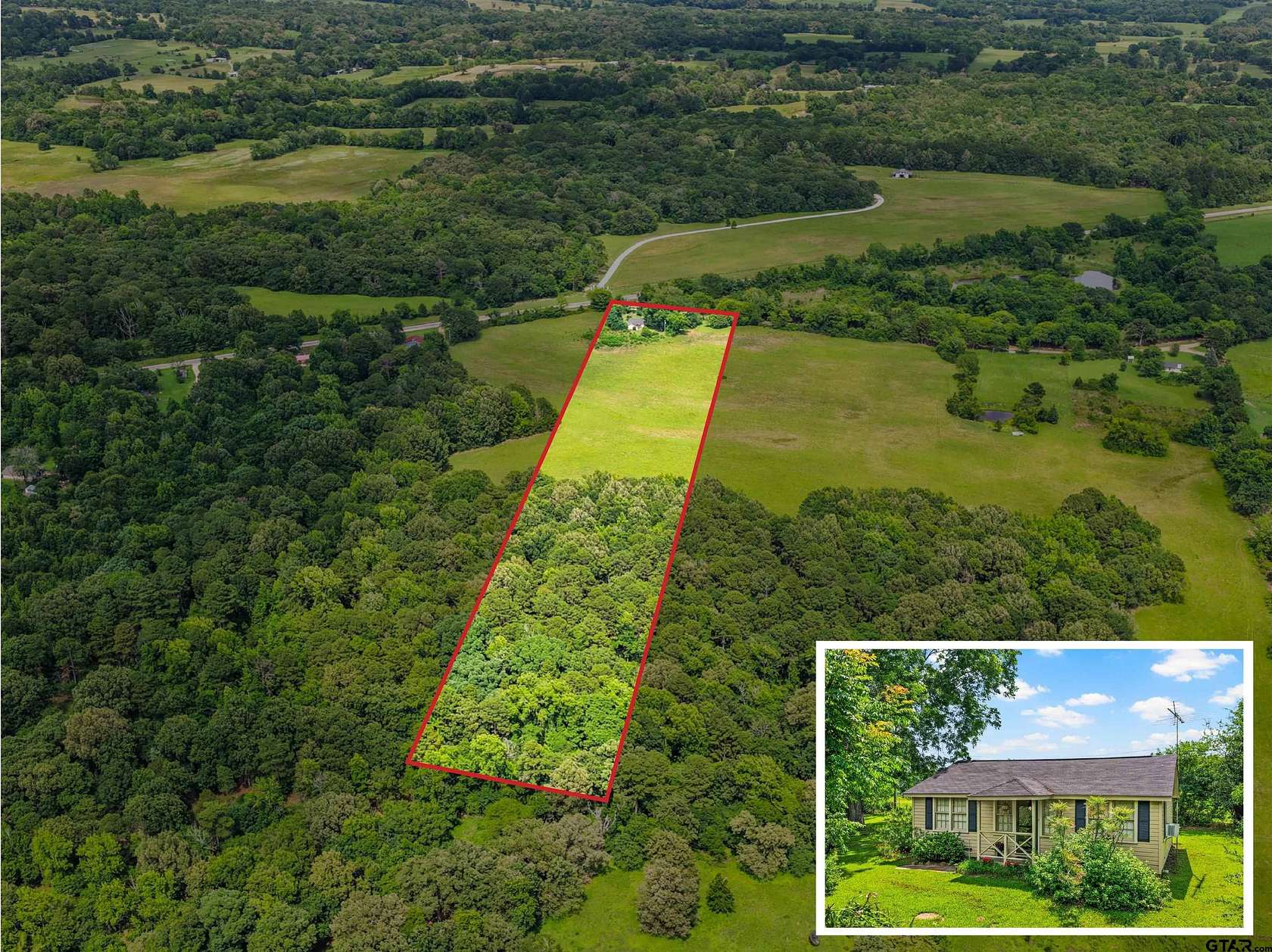 9.5 Acres of Land with Home for Sale in Mount Pleasant, Texas