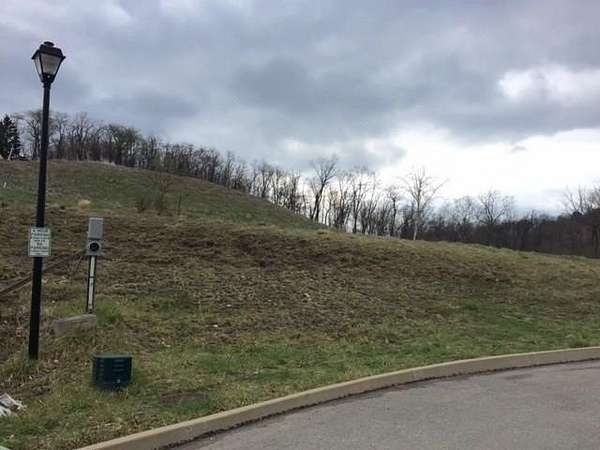 0.43 Acres of Residential Land for Sale in Green Tree, Pennsylvania