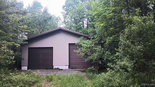 8.86 Acres of Residential Land for Sale in Bruce Crossing, Michigan