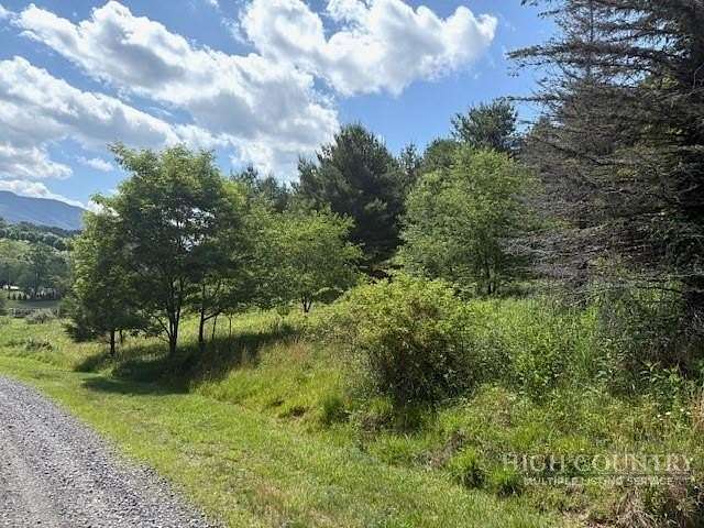 1 Acre of Residential Land for Sale in Jefferson, North Carolina