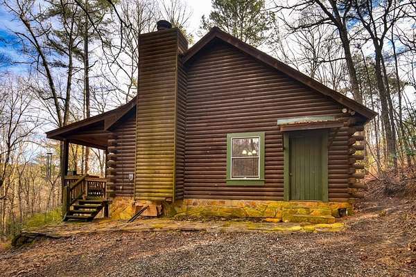 2 Acres of Land with Home for Lease in Mineral Bluff, Georgia