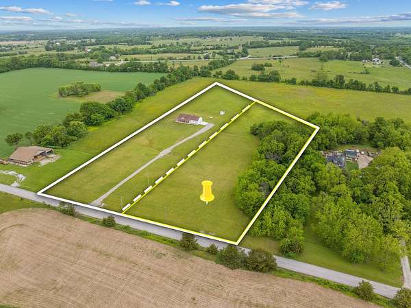 5 Acres of Land for Sale in Billings, Missouri