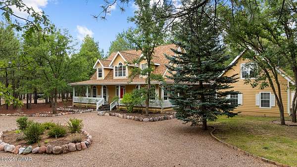 2.54 Acres of Land with Home for Sale in Pinetop, Arizona