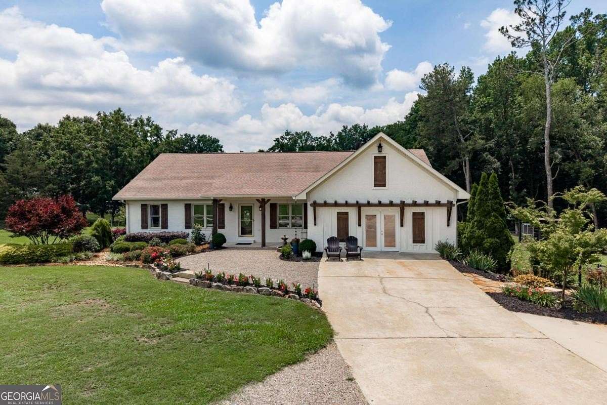 23 Acres of Agricultural Land with Home for Sale in Watkinsville, Georgia