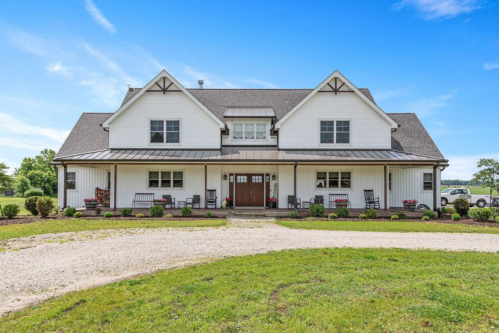 10.3 Acres of Land with Home for Sale in Minooka, Illinois
