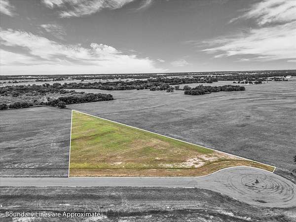 2 Acres of Residential Land for Sale in Elm Mott, Texas
