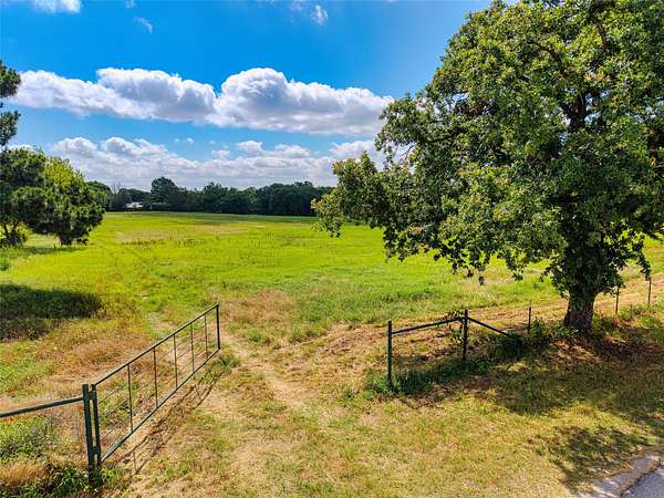 7.36 Acres of Land for Sale in Azle, Texas