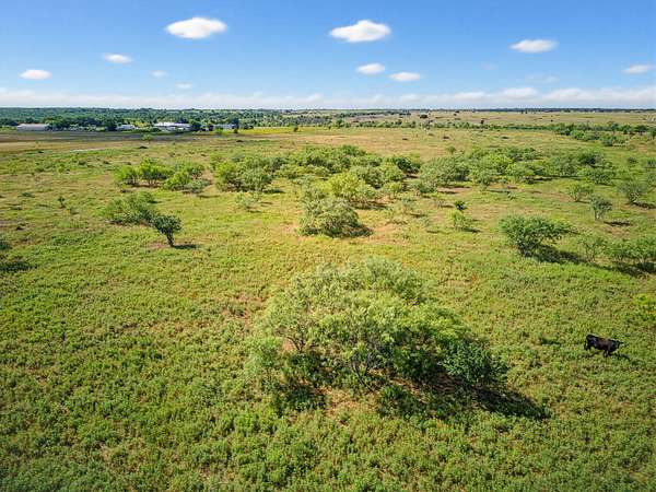 20.9 Acres of Land for Sale in Chico, Texas