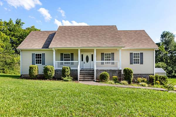 2 Acres of Land with Home for Sale in Columbia, Tennessee