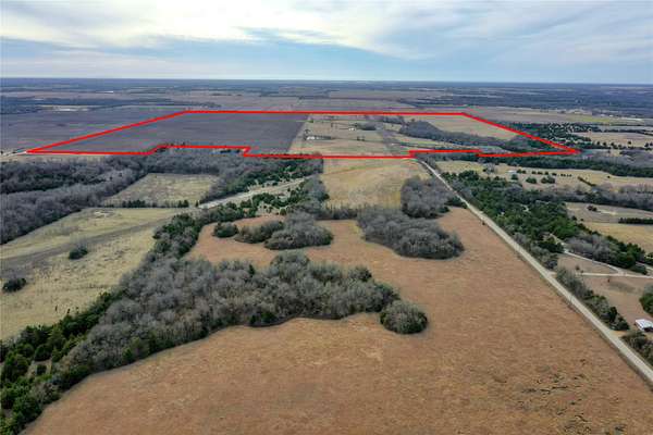 303 Acres of Agricultural Land for Sale in Dodd City, Texas