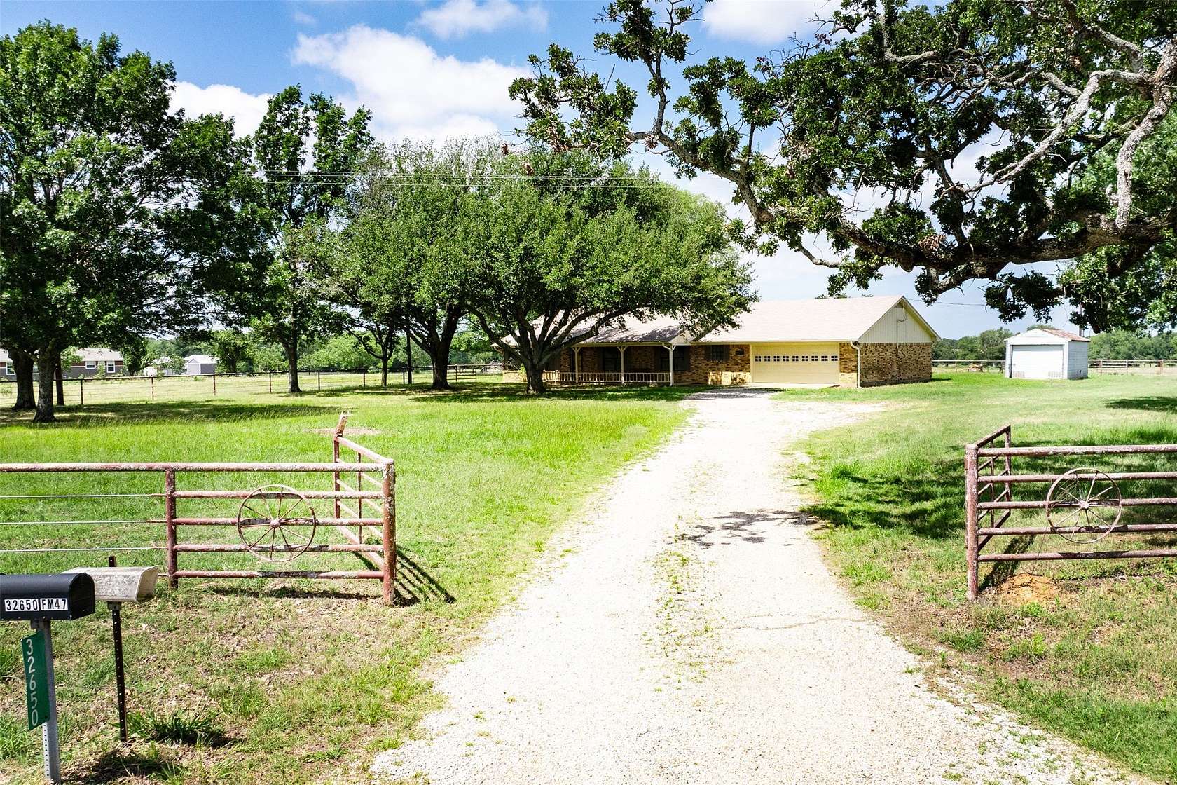 30 Acres of Land with Home for Sale in Canton, Texas