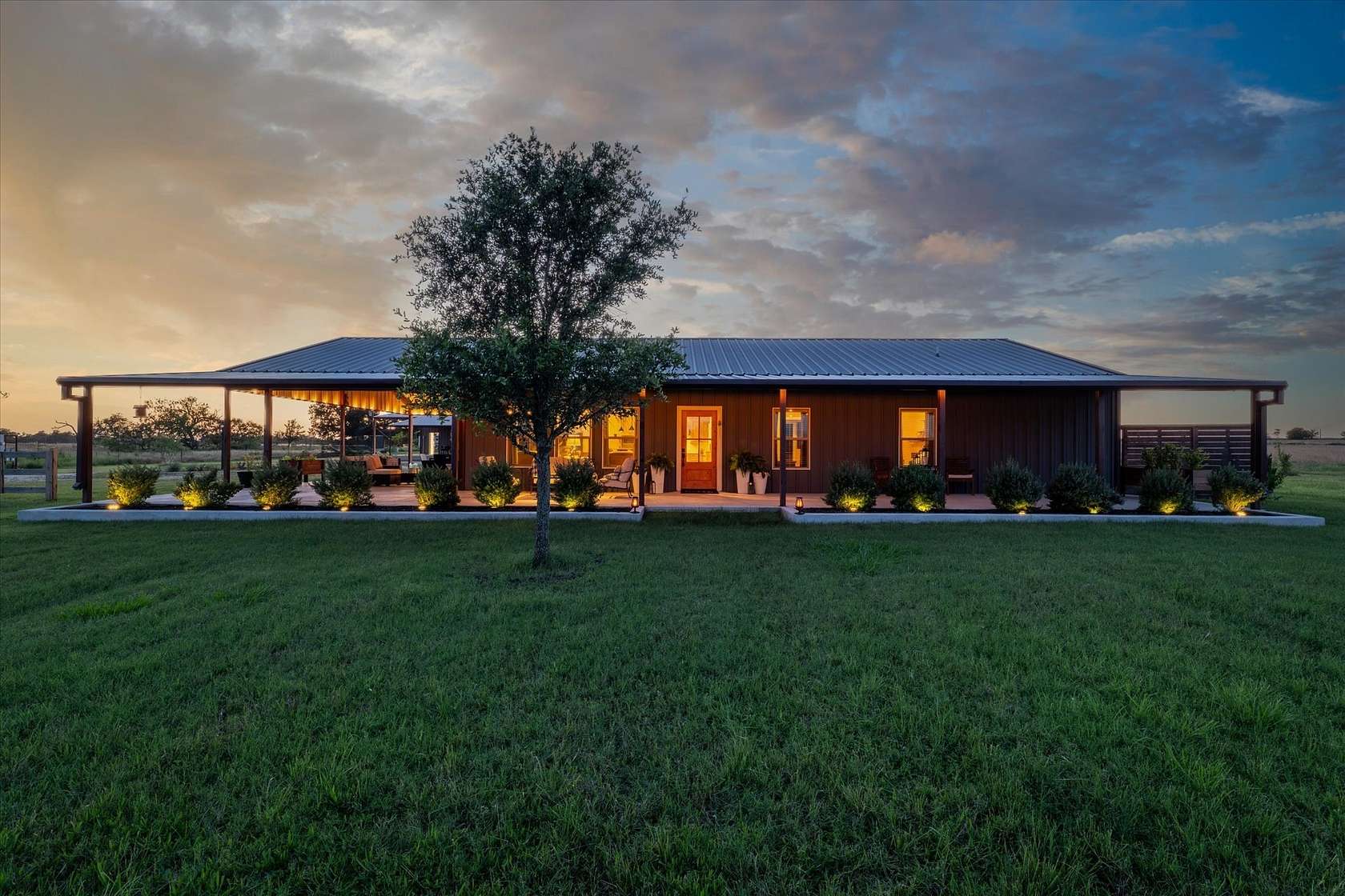 13 Acres of Land with Home for Sale in Marlin, Texas