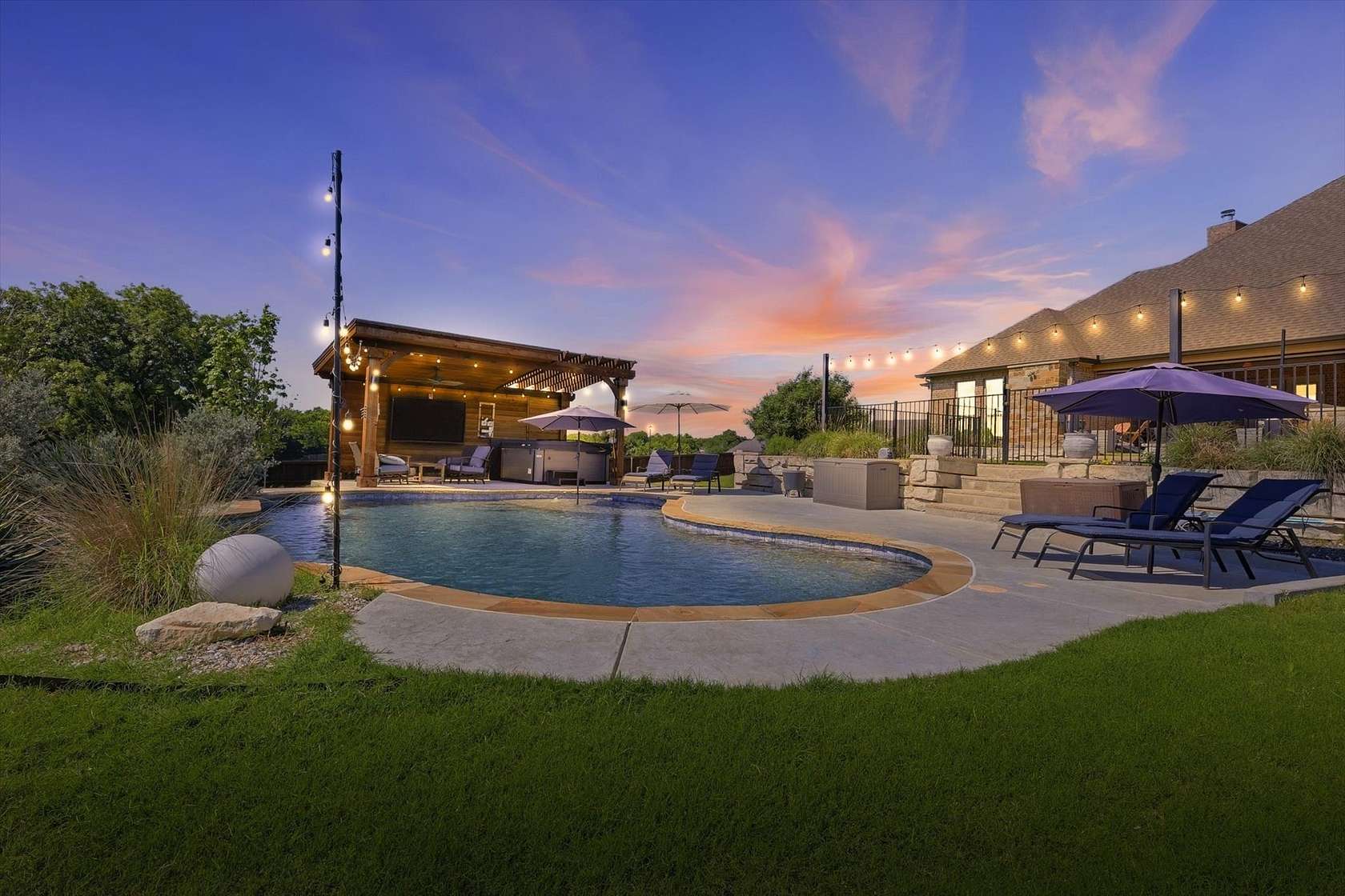 1.76 Acres of Land with Home for Lease in Midlothian, Texas