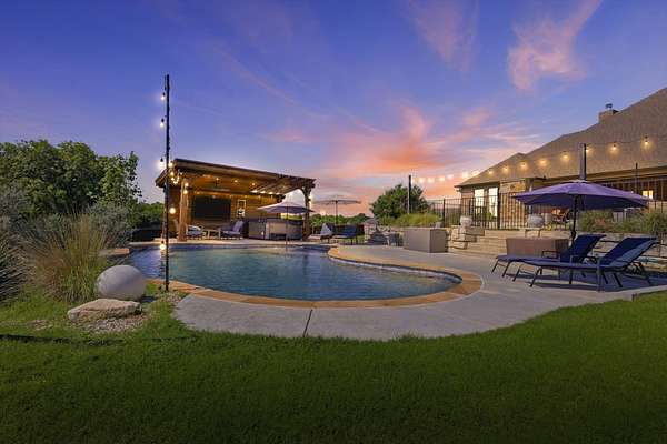 1.76 Acres of Land with Home for Lease in Midlothian, Texas