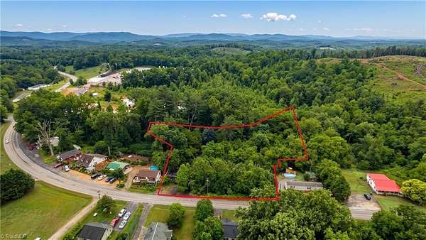 1.34 Acres of Residential Land for Sale in Wilkesboro, North Carolina