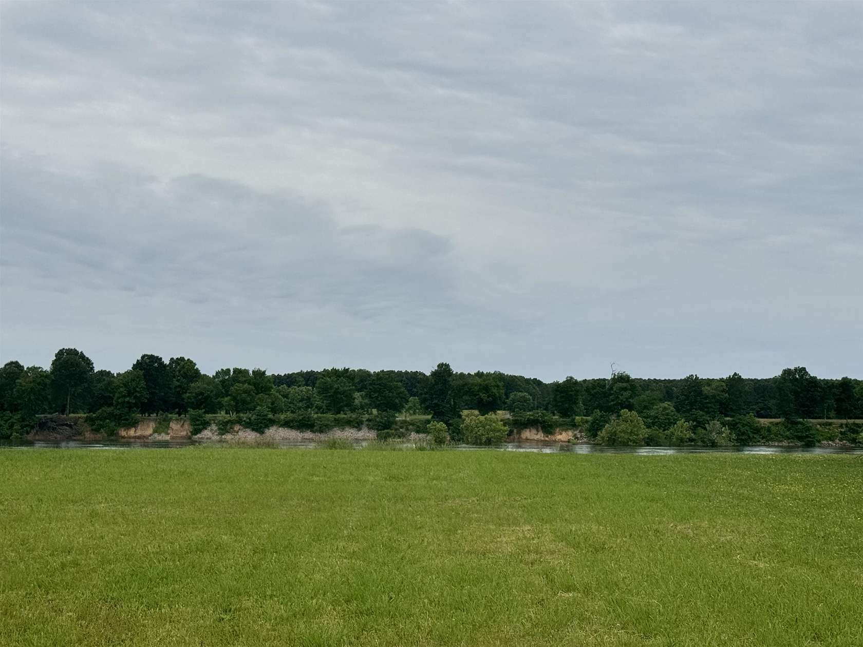 10.8 Acres of Recreational Land for Sale in Savannah, Tennessee