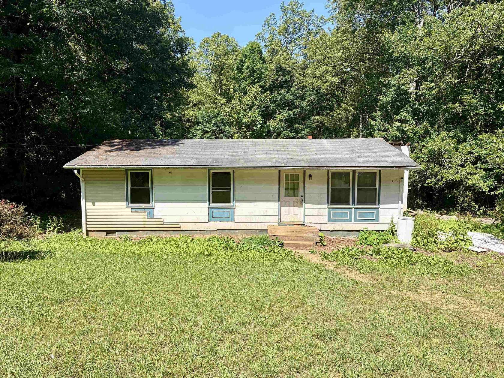 2 Acres of Land with Home for Sale in Esmont, Virginia