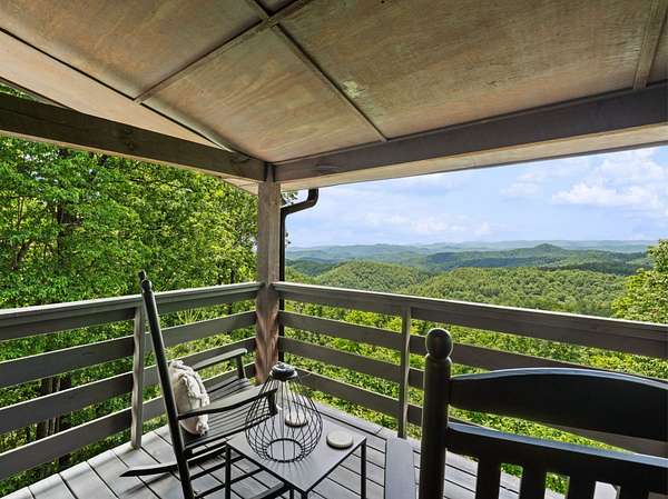 16.2 Acres of Land with Home for Sale in Lenoir, North Carolina