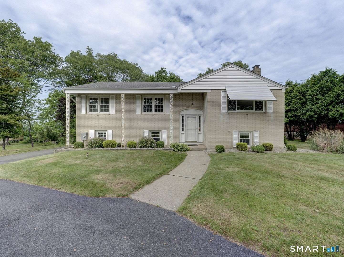 2.65 Acres of Land with Home for Sale in Middletown, Connecticut