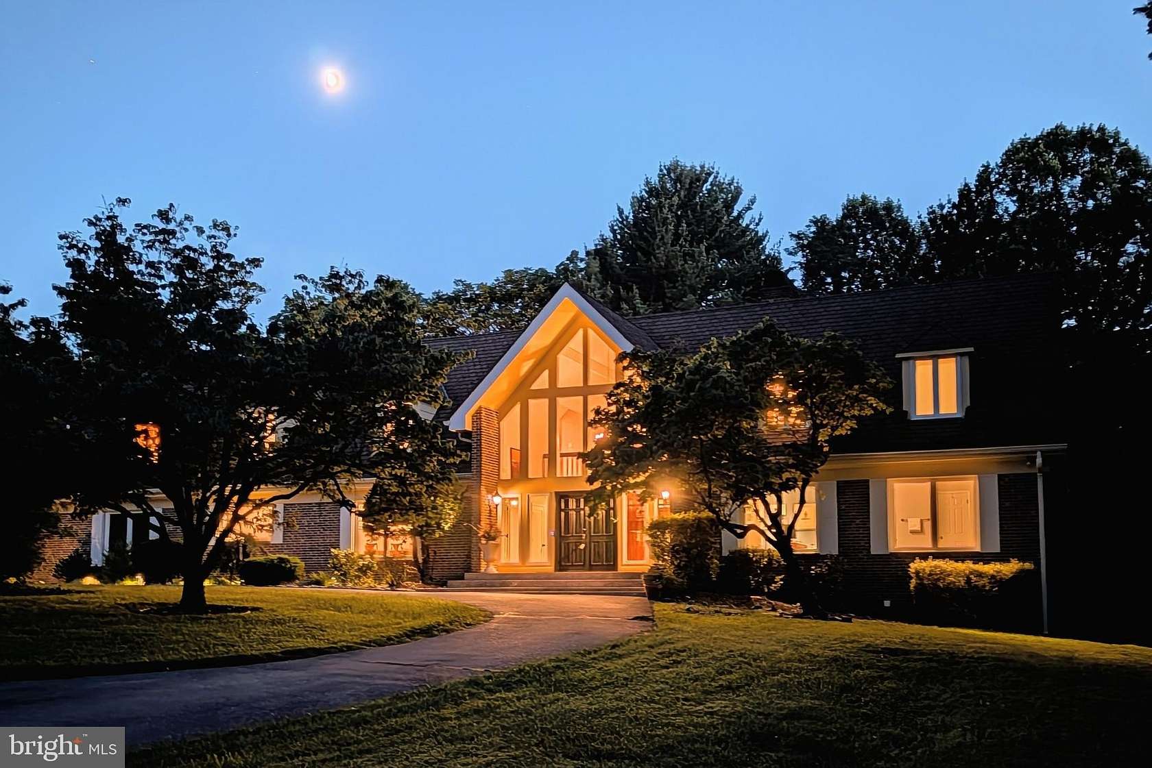 2 Acres of Land with Home for Sale in Potomac, Maryland